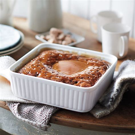 Sticky Toffee Pudding with Toffee Sauce