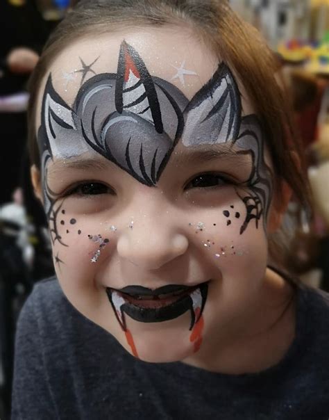 Pin av Lucy Jayne på Face Paint Ponies Unicorns Sminke