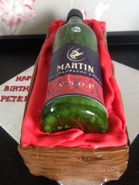 Completely edible 'glass bottle' cake | Bottle cake, Edible, Cake