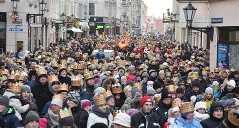 Orszaki Trzech Króli przejdą ulicami prawie 900 miejscowości w Polsce