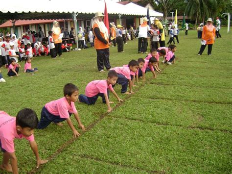 Cuaca Panas Tangguh Aktiviti Luar Bilik Darjah Kosmo Digital