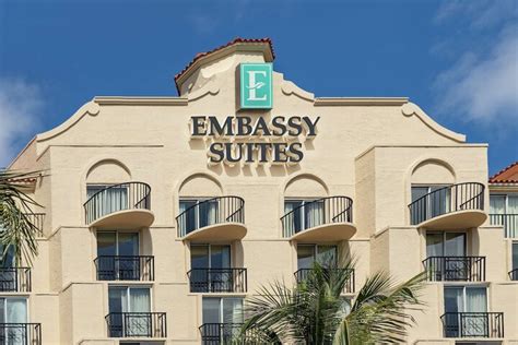 Embassy Suites by Hilton Miami International Airport Miami | Bookonline.com