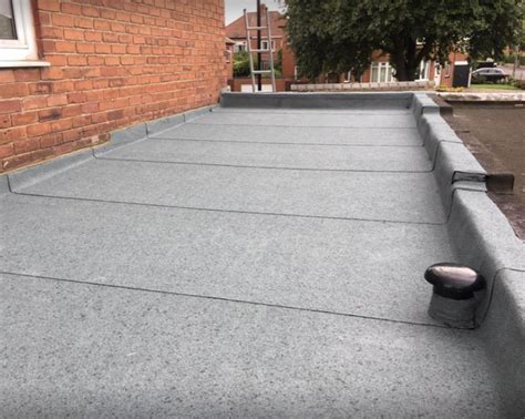 GRP Fibreglass Flat Roofs In Summerhouse