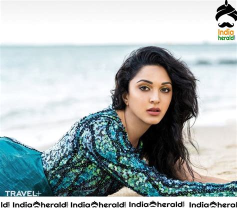 Kiara Advani Hot Tempting Photos Collection Set 3