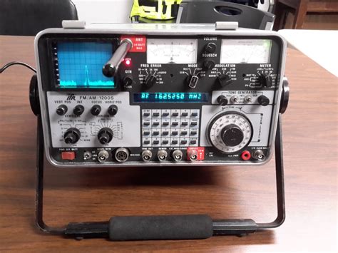 Ifr Fm Am S Communications Service Monitor Tracking Generator