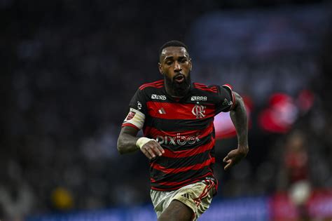 Gerson Faz Melhor Temporada Da Carreira Pelo Flamengojogada