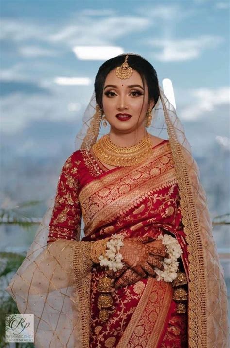 Pin By Dew Drop On Bangladeshi Brides Red Saree Wedding Indian