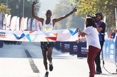 Muere un hombre de 51 años cuando corría la Maratón de Santiago de Chile