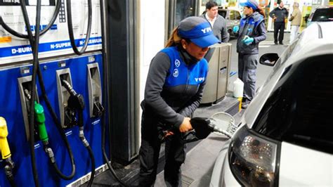 YPF aumentó su combustible un 4 tras su incorporación a Precios Justos