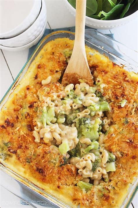 Baked Macaroni And Cheese With Broccoli