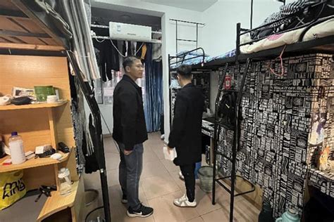 电子工程学院开展宿舍走访及安全卫生检查活动