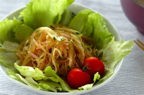 たっぷり生野菜の春雨サラダ（副菜）レシピ・作り方 E・レシピ