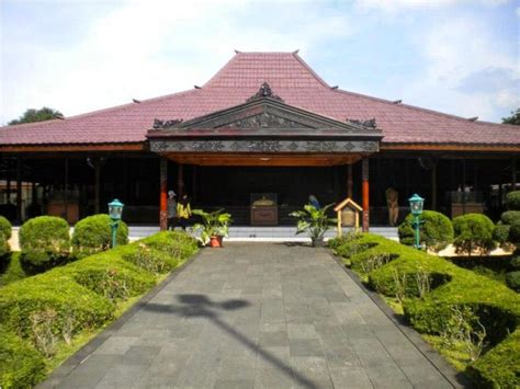 Rumah Adat Jawa Timur – Pewarta Nusantara