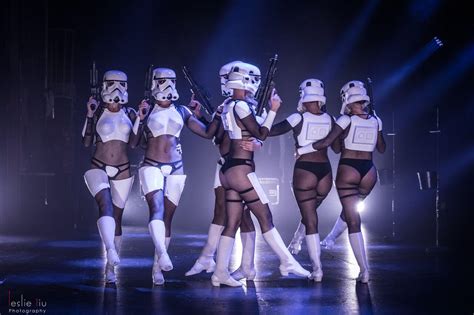 ‘star Wars Strip Show Offers Sexy Stormtroopers Voluptuous Vader