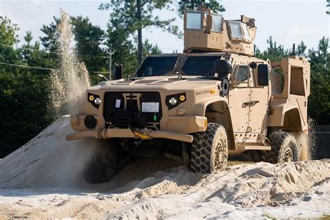 Oshkosh Defense S Joint Light Tactical Vehicle Jltv Shelly Lighting