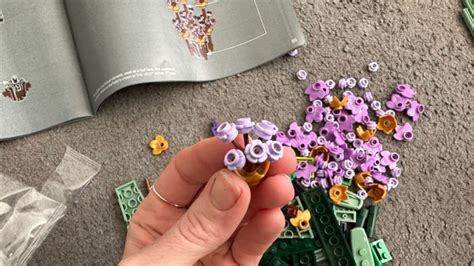 Lego Flower Bouquet review | GamesRadar+