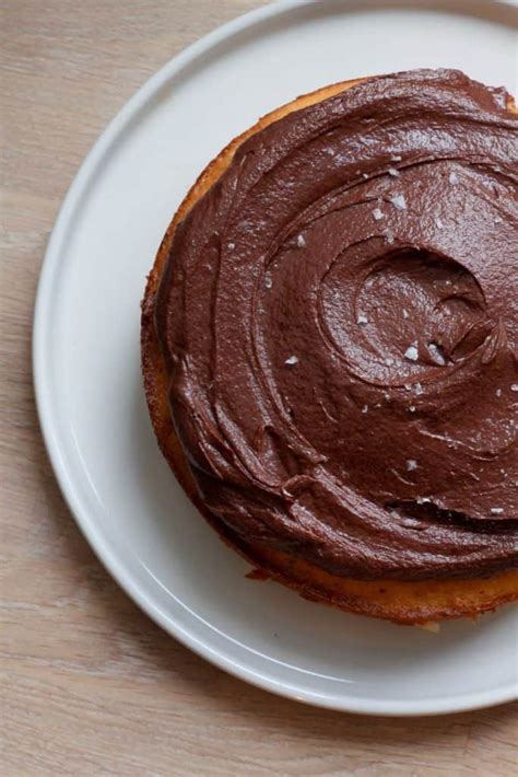 Mazarinkage Med Chokoladefrosting Nem Og Hurtig Opskrift