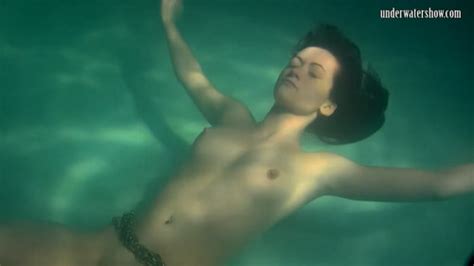 Amazing Underwater Sex Page