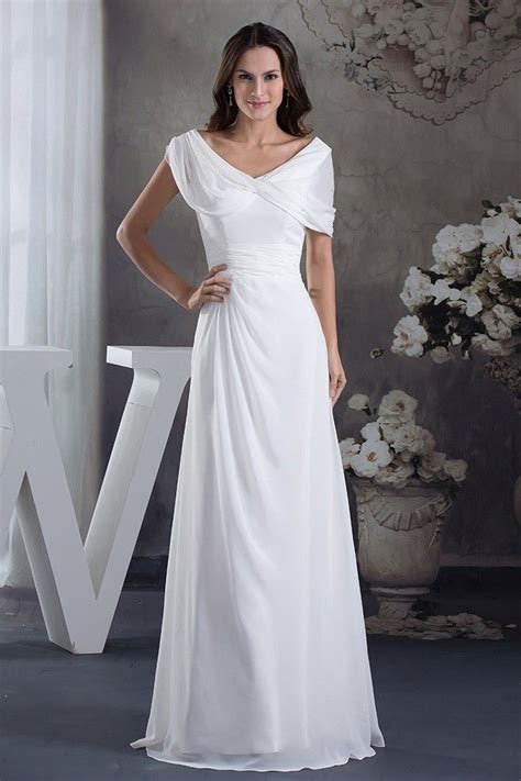 Simple Wedding Dress With Sleeves A Perfect Choice For Your Big Day