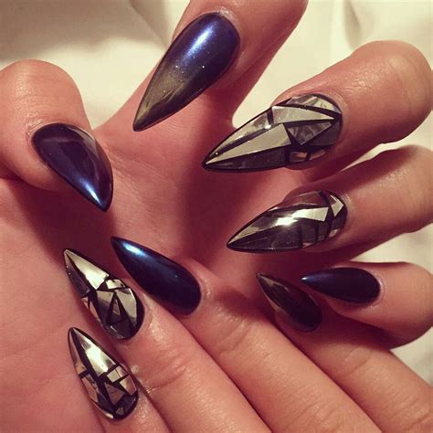 Shattered Glass Nail Art Broken Glass Nail Designs Ladylife