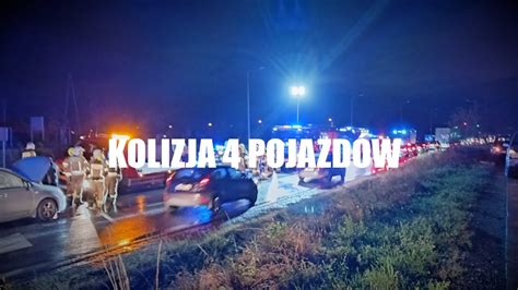 Trąby Kolizja 4 Samochodów na Śliskiej Drodze Dojazd Służb na