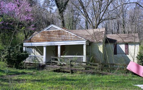 High Vacancy In Top Apartments In Atlanta Sparks A Price War - Smart City Locating