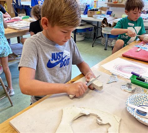 🦴 Week 1 - Clay Fossils - Cedarhurst Center for the Arts