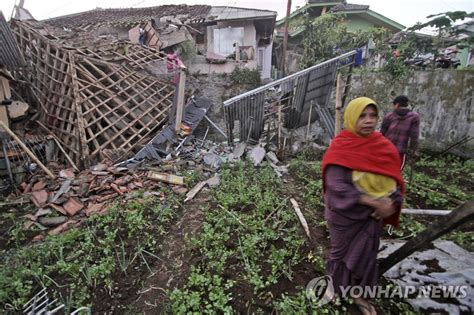 인니 서자바서 규모 5 6 지진지방정부 사망자 160명 넘어 종합3보 韓聯社