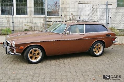 1972 Volvo P1800 ES \ - Car Photo and Specs