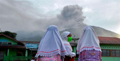 Once Alpinistas Fallecidos Y Doce Desaparecidos Tras La Erupci N De Un