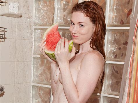 Emily Archer Watermelon Shower Naked Redhead Zishy