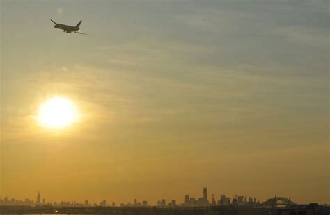 NYC skyline from Newark International Airport : pics
