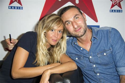 Photo Enora Malagr Et Michael Zazoun En S Ance De D Dicaces Chez