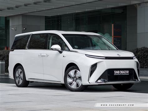 mg  ev  photo gallery sgcarmart