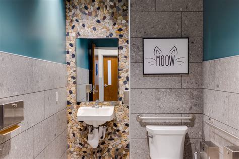 Center Veterinary Clinic and Urgent Care