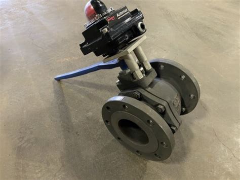 Flow Tek F15 4 WCB Flanged Ball Valve Flowserve UltraSwitch Ball