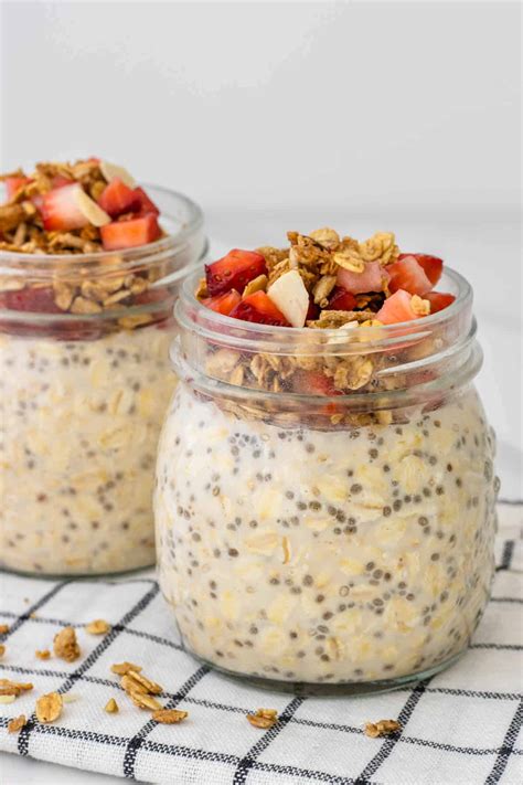 Overnight Oats Cooking With Ayeh