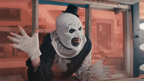 Latest Horror News Terrifier 2 Star Dishes On Lack Of Nudity As Fans