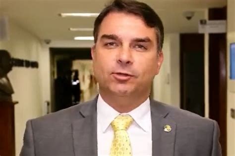 MidiaNews Flávio Bolsonaro deve manter protagonismo no Congresso