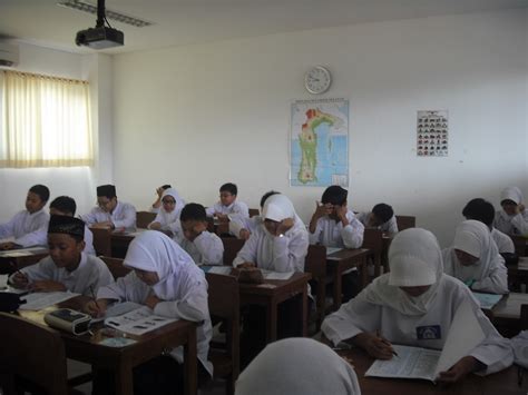 Uswadinlabschool Aktifitas Sekolah 3