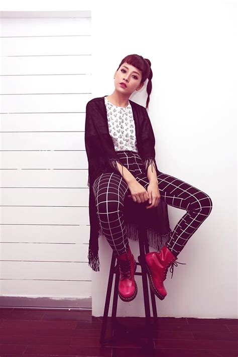 Diện mạo lạ lẫm khó nhận ra của hot girl Chi Pu