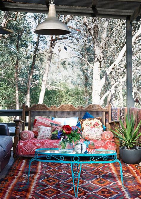 15 Inspiring Bohemian Porch With Colored Textiles Homemydesign