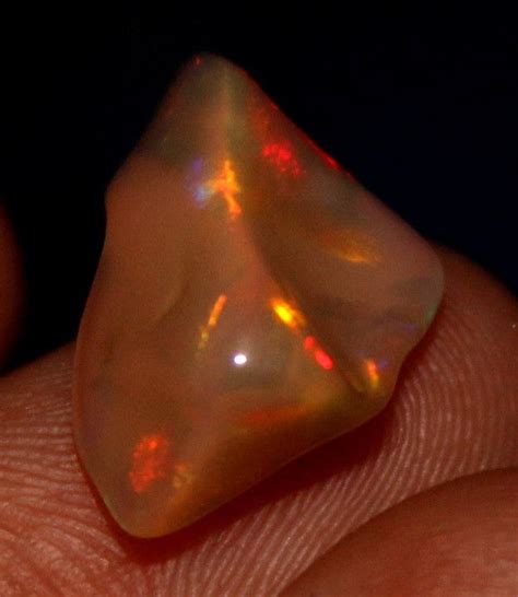 3 90 Crt Natural Ethiopian FreeForm Welo Fire Opal Carvin 261