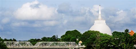 Kalutara Bodhiya | Attractions in Kalutara | Love Sri Lanka