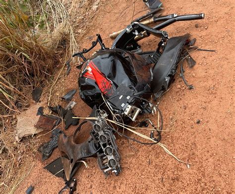 Homem Morre Em Acidente Envolvendo Moto De Alta Cilindrada E Caminh O