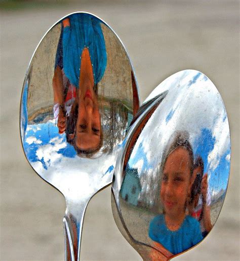 Concave Mirror Spoon