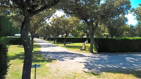 camping des favards violes vaucluse pitchupcom