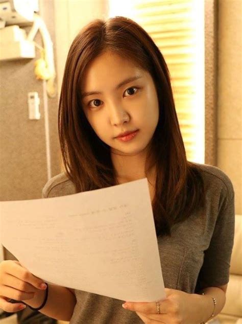 Pin by Yu Gi on naeun女神 Apink naeun Haircuts for medium hair Asian