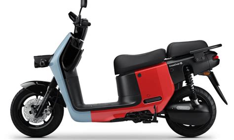 Exclusive Gogoro Crossover E Scooter India Launch In December