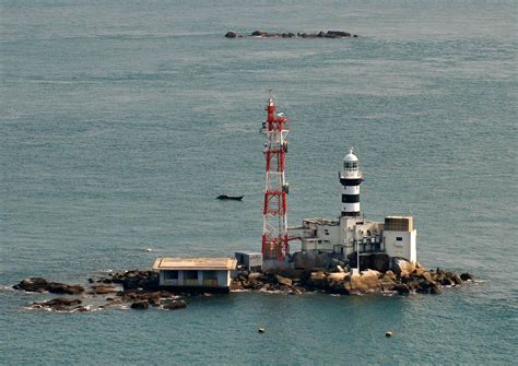 Mfa Singapore Studying Closely Kls Application Over Pedra Branca